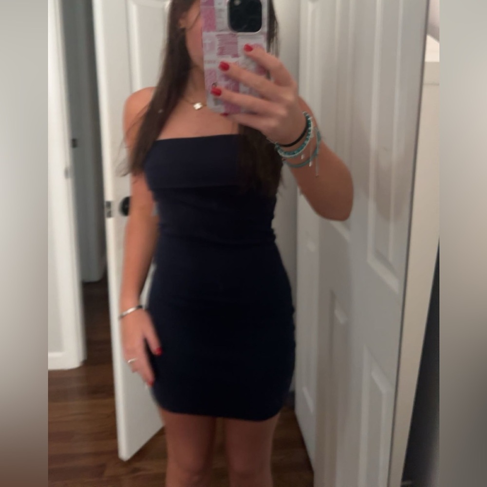 Elegant Black Strapless Dress
